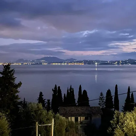 Aqua Seaview Apartament
